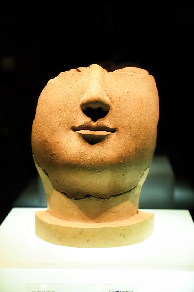 豫见千年 在洛阳、许昌、郑州与开封的时光褶皱里穿行