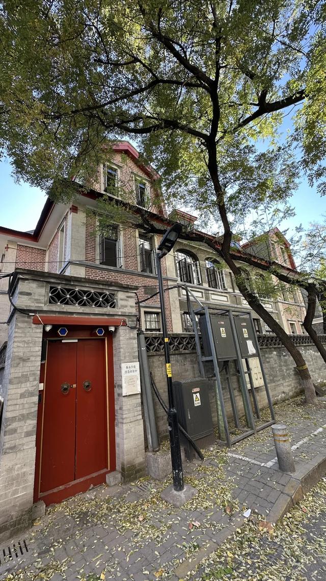 更年期小阿姨的胡同漫游