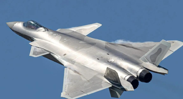 特朗普刚挂电话，高市早苗通告全球，中方出兵条件已确认