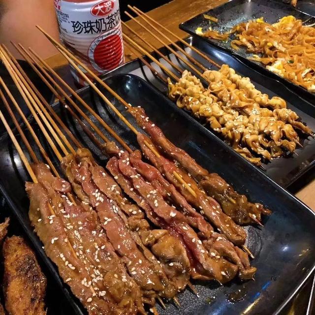 开渔后，最值得一去的小城！海鲜比顺德潮汕还生猛，满桌大餐不到100，口水已经流下来了！