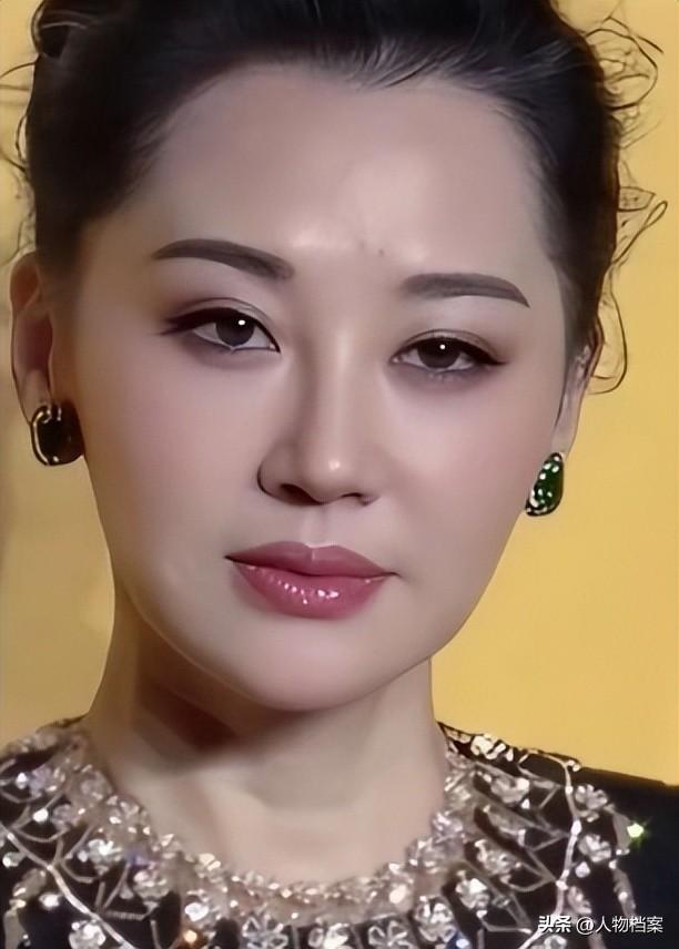 一生“风流成性、老少通吃”，被称女人中极品的她，却56岁还单身