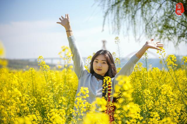 潼南的春天有多美？不出城区就能看到大片油菜花海，太让人羡慕了