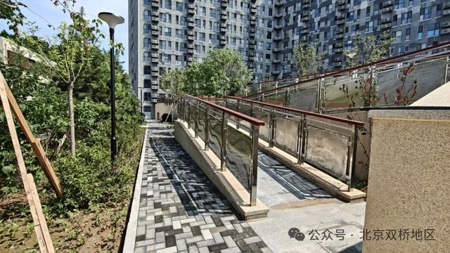 建免费儿童乐园+叠层街心花园项目综合体，双桥这地儿要火！