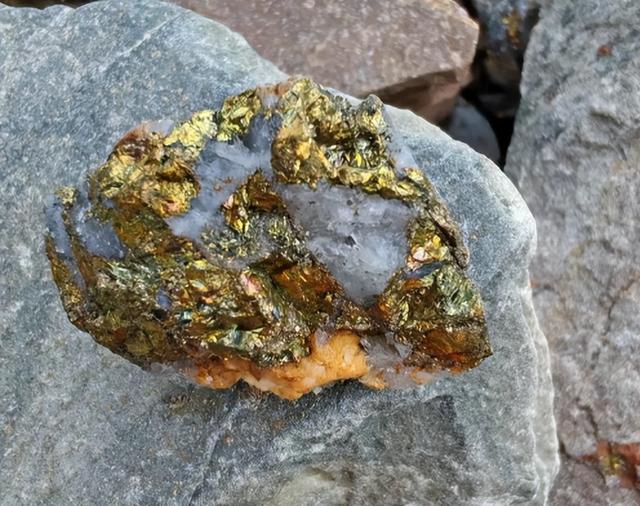 江西传来一声怒吼！挖出一个“地球巨眼”，江西将迎来发展快车道