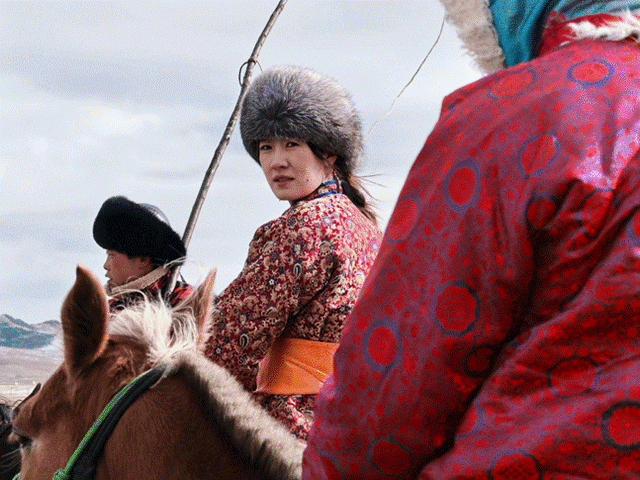 “把全世界的美都浓缩在这里”，这场年终大展惊艳了2025最后一个周末