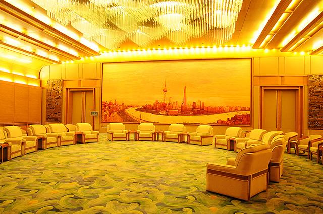1959人民大会堂建成震撼世界，赫鲁晓夫不信，亲至观摩后却沉默了