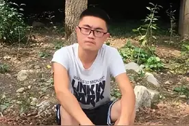 “最惨”高考生陈亮：哥哥，母亲相继去世，高考前一天父亲也没了图片