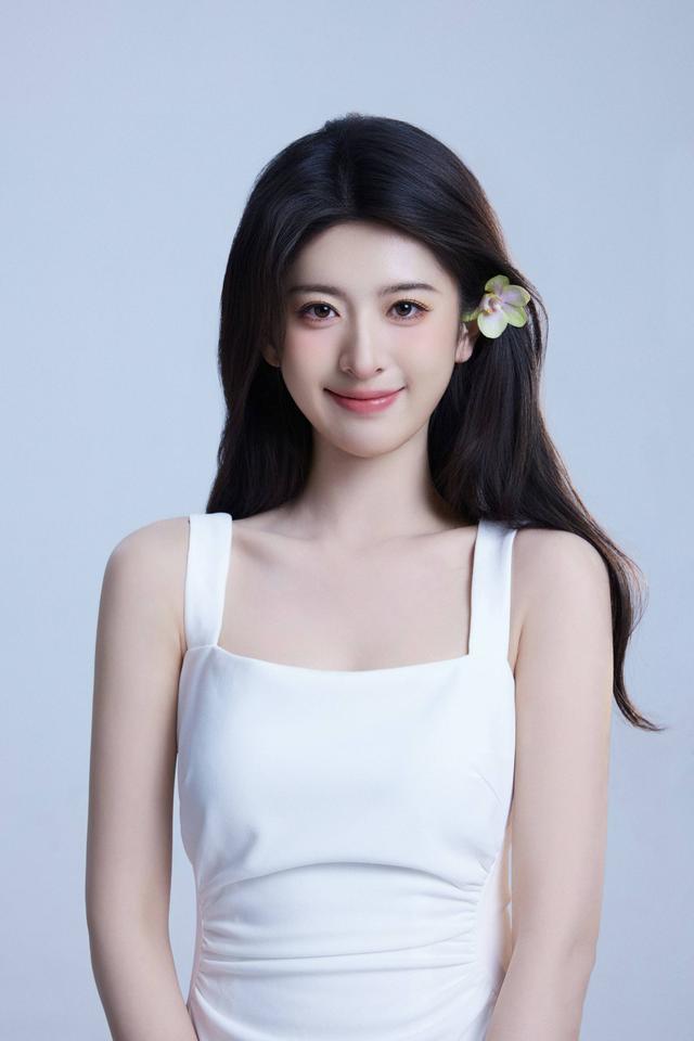明明同一人，演完《入青云》演《暗河传》，换个造型差点没认出