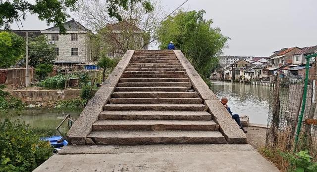 青龙白鹤水千年，古韵村居尽枕河——青浦白鹤古桥小记