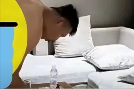 易建联与变性人乔姐：私密照泄露背后的舆论风波图片