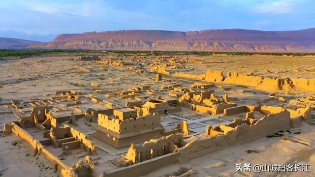 中国头号大县，面积相当于两个浙江省，境内神秘景点有钱也进不去