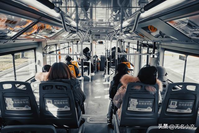 广西南宁公交车这三个操作真的是绝了，应该全国都推广