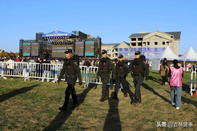 【节日我在岗】沿G331看长白山最美风“警”