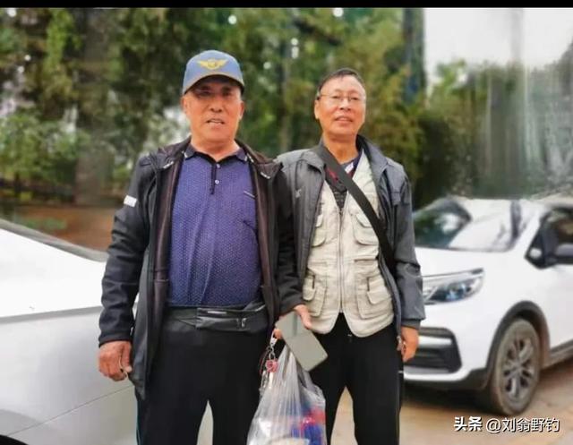 老年人赶紧来园自己的梦
