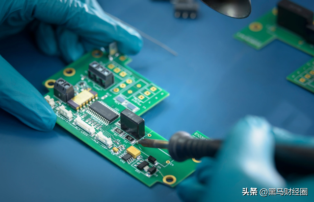 AI最强风口！PCB产业链核心名单曝光(附公司)