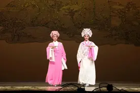新版《梁祝》武汉首演登上热搜，今晚加演！图片