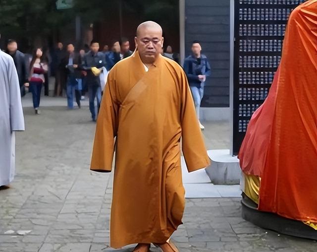 拔出萝卜带出泥！释永信老底被扒，原来身披16万袈裟只是冰山一角