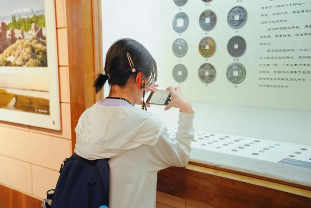 暑期旅游持续升温,敦煌阳关研学游、亲子游“热”力全开