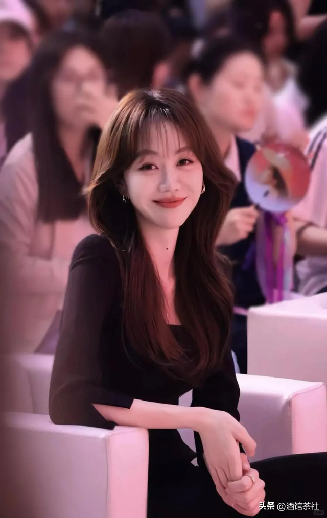窒息的妈宝男！被母亲拆散三段感情后，46岁他仍单身无一女孩敢嫁
