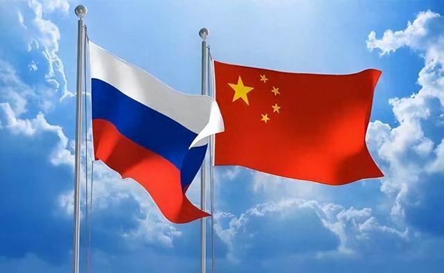 中俄的基本国情不同，俄罗斯可以关起门来过日子，但中国不行