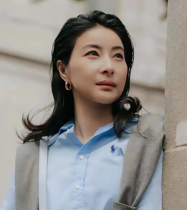 牛鬼蛇神现原形！郭晶晶代言被立案不到24小时，恶心的一幕出现了