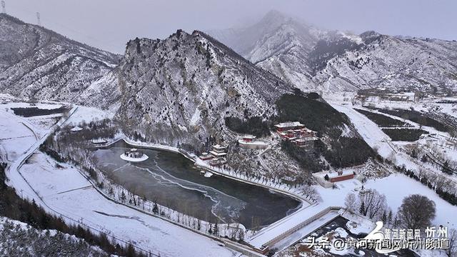 忻州入冬首场降雪，全域美景如诗如画