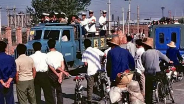 1986年严打，上海领导人之子被判死刑，胡耀邦亲批：没有特殊公民