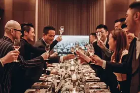 高情商必备 | 和领导吃饭还不知道怎么说？嘴笨的人快学起来！图片