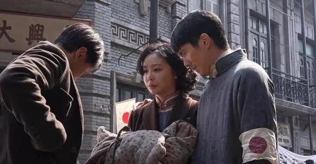 《南京照相馆》让观众“哭到缺氧”