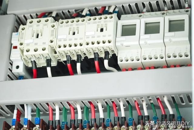 为什么零线和火线对调不会跳闸