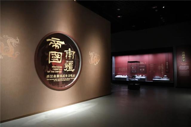 南昌全国“霸榜”！各大景区人流“爆棚”！江西开启“人山人海”模式！