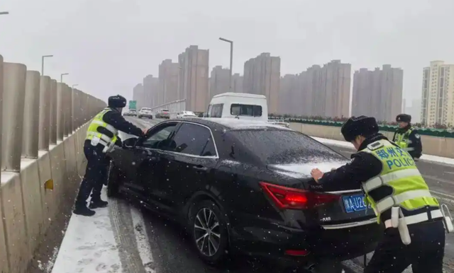 全国“交警”变“交管”，一字之差，将彻底改变你的出行方式！