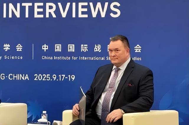 面向100多国代表，中国防长强硬表态，美方代表：中美绝不能开战