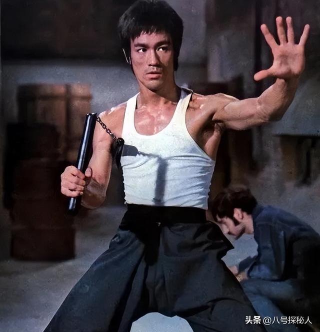 没想到！52年后丁珮终于说出真相：李小龙死前在床上倒了12分钟