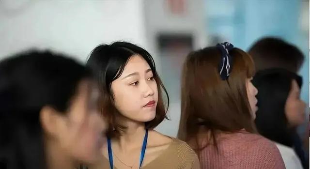 我采访了100个剩女，发现没“碰”过男人的女人，都有一个共性