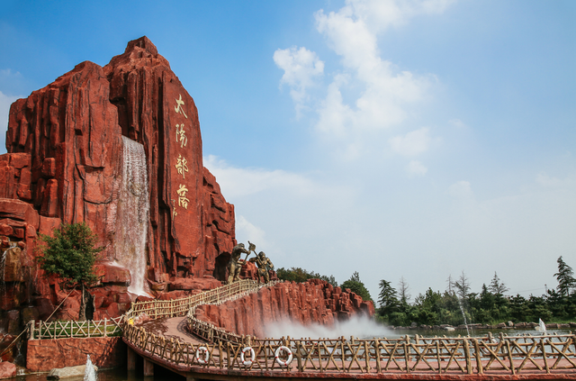 快看！从哈尔滨的冰雕里，挖出了整个真·泰安！