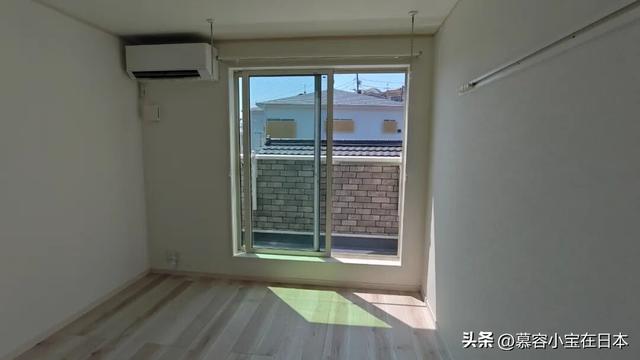 勇！中国男人跳下悬崖救起日本落水美女，一般的电影都不敢这么拍