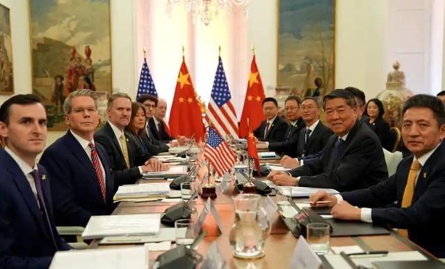中美磋商大获全胜！9000亿资金护航、光刻机打破卡脖子，好事扎堆