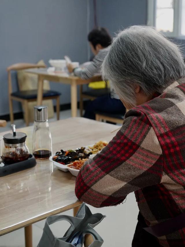乌鲁木齐“老东门”，如今是什么样子？