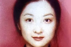 空姐周兵：被赖昌星培养，月薪十几万，最后却被其送给高官当情人图片