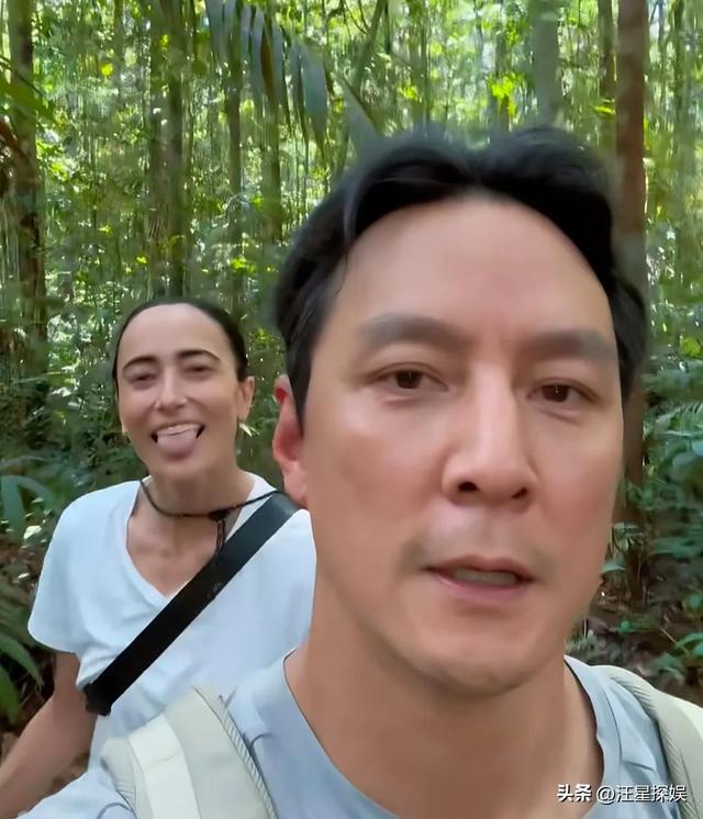 吴彦祖和老婆女儿到亚马逊雨林探险，他的老婆面相好硬朗