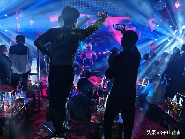 奉劝已退休的6070后：退休后再有钱有闲，也不能经常去这8种地方