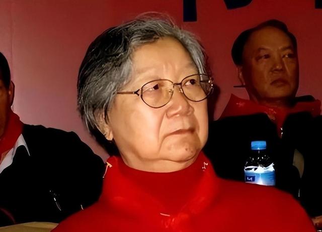 毛岸英牺牲后，刘思齐谈到自己做过的唯一错事：没有要一个孩子