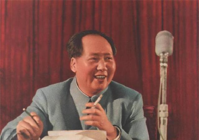毛主席预言：未来有两个国家将对中国产生最大威胁，如今果然应验