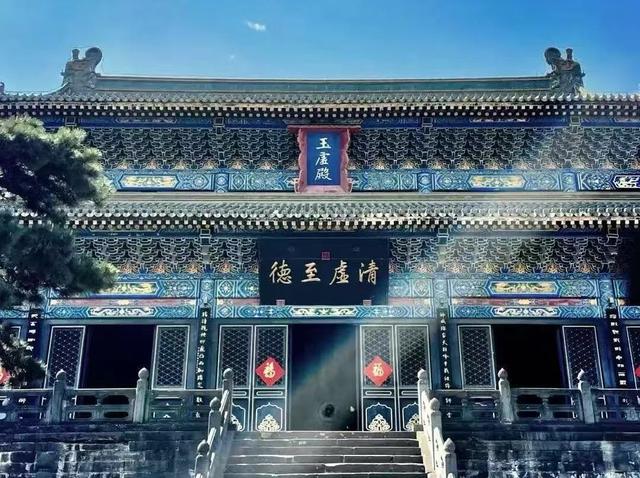 武当山机场国际航线10月临时开放“神武峡”IP驱动世界级文旅枢纽加速崛起