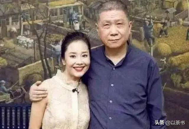 原来马未都妻子是她，怪不得做啥都能来财，真是娶一个贤妻旺三代
