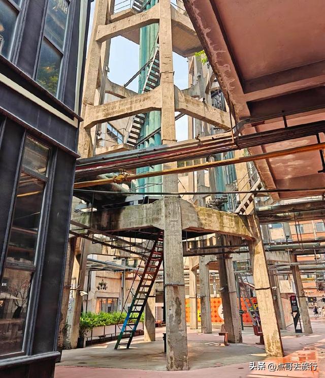 成都爆红的火车观赏地，被严重低估，拍照赏景超级惊艳，全部免费