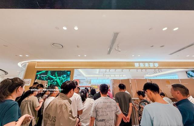 上海游客第一次去胖东来，比网上传的更离谱，被吓到赶紧结账走人