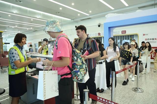 昌北机场附近停车攻略，南昌昌北机场停车费