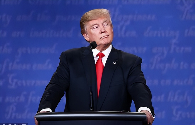 要求乌撤军，做领土让步，泽连斯基看穿了：美国就是希望换掉自己